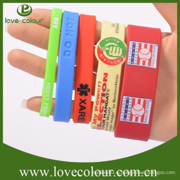 Дешевые пользовательских логотип силиконовый браслет, рекламные Печатные силиконовые браслеты